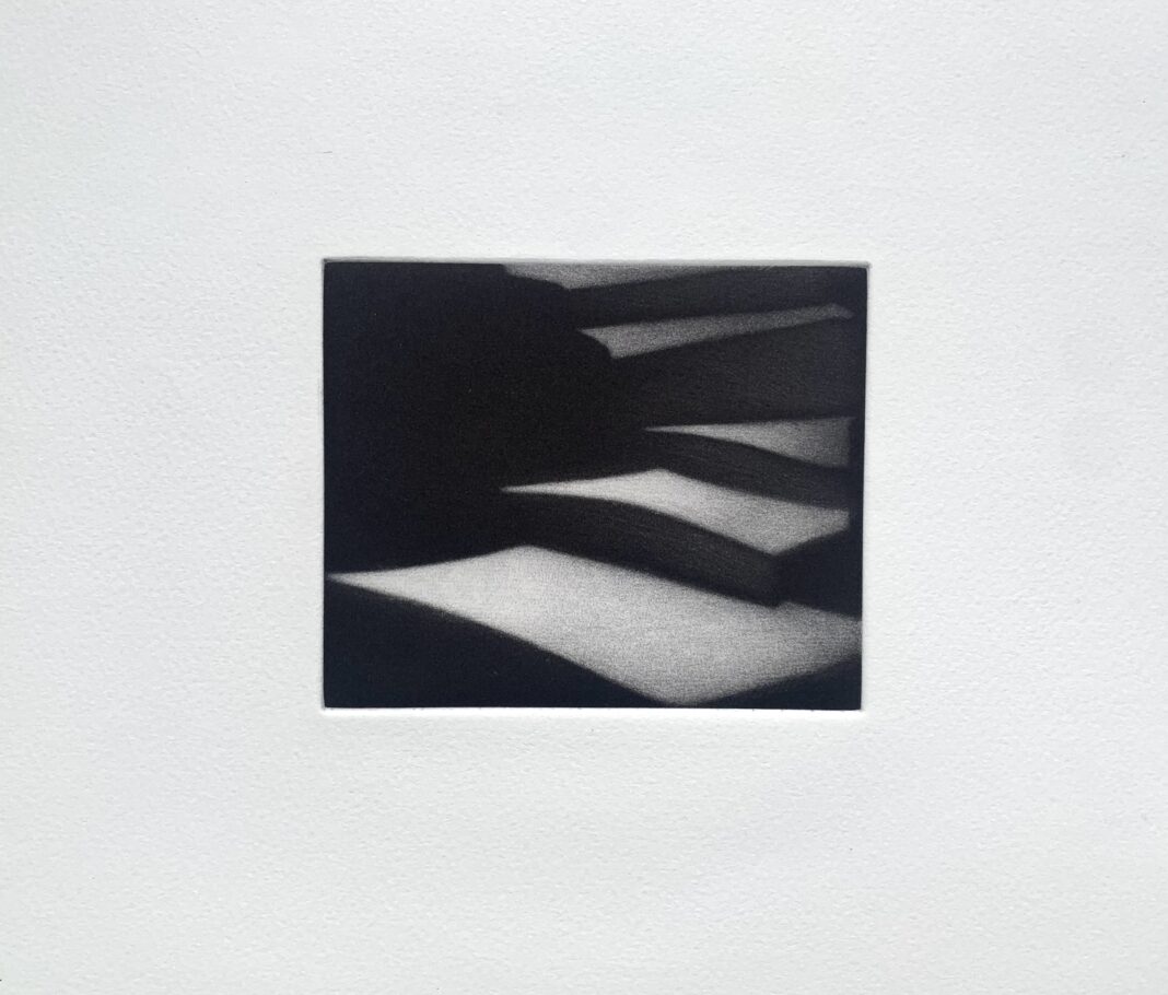 STEPPING UP.  IMAGE SIZE: 10 X 12CM.  MEZZOTINT.  EDITION 25.  £225